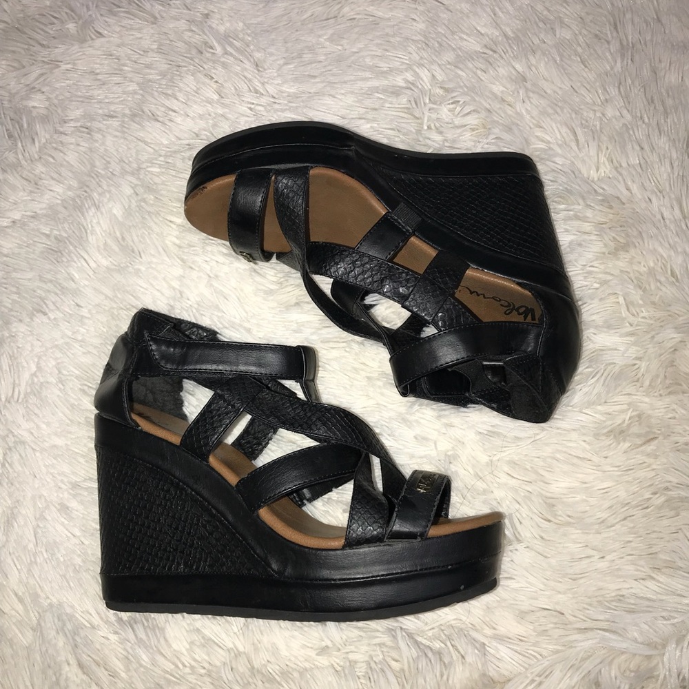 Open toe black wedge heels